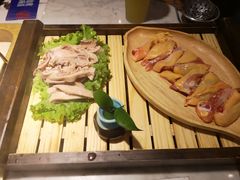 -尚尚仙·酸汤猪手·猪肚鸡火锅(华联万柳购物中心店)