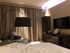 -上海滴水湖皇冠假日酒店