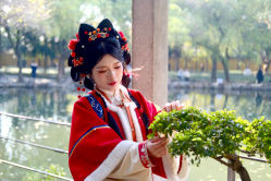-洛水阁·汉服妆造体验馆(山塘街店)