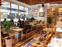 -猫的天空之城概念书店(印象城购物中心店)