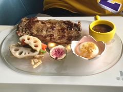 -豪客来牛排(中央花苑店)