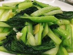 -辉记虾塘海鲜农庄
