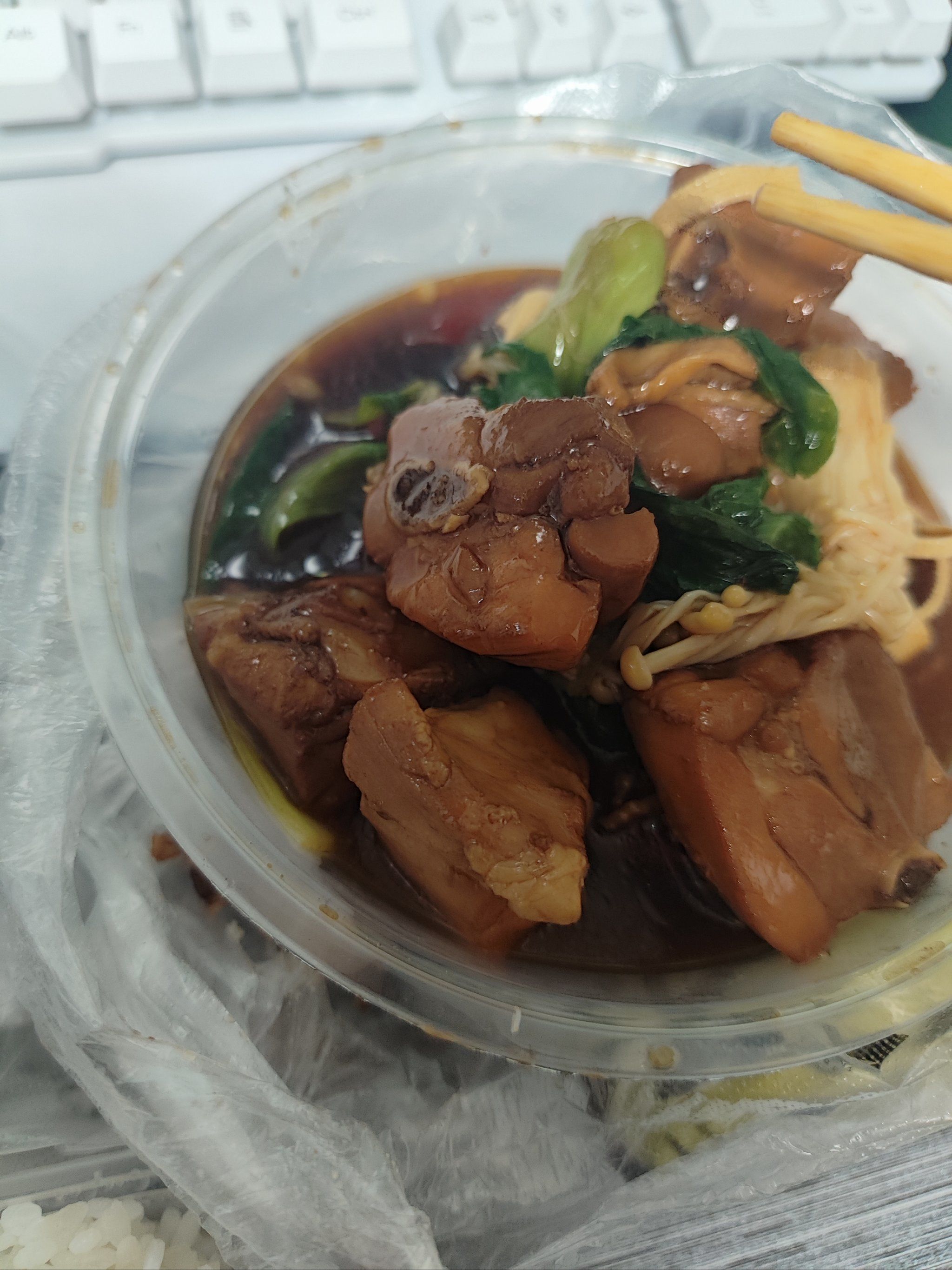 避雷外卖黄焖鸡!