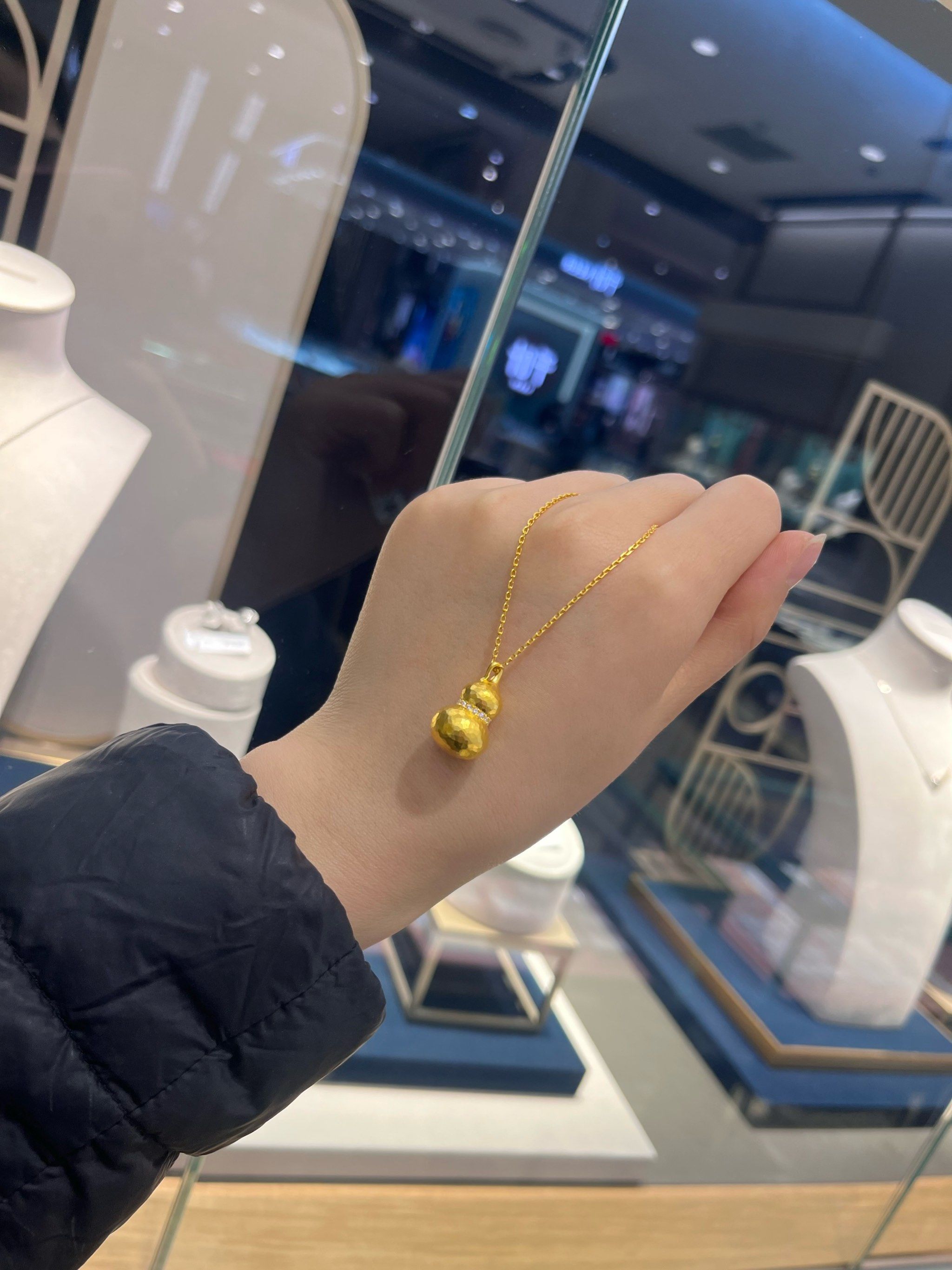 周生生金镶葫芦项链