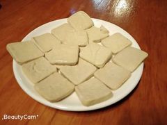 -临江餐馆二楼美食部落