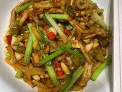 -绿草地·湘菜(7mall店)