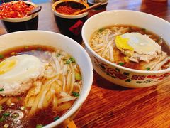 -矮子粉店1985·长沙米粉(湘春路店)
