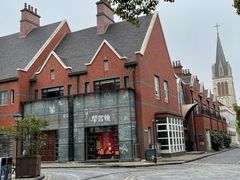 -钟书阁(松江泰晤士小镇店)