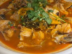 -魏铭鱼头捞饭(晋阳路店)