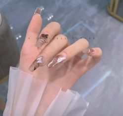 -悦指间美甲美睫