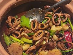 -八府香鸭·啫啫煲(华山路店)