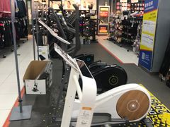 -迪卡侬(高新万达店)