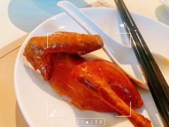 玻璃脆皮乳鸽-利苑酒家(金宝店)