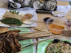 -蚝哥花姐湛江烤生蚝(美丽湾市场店)