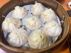 -莱莱小笼·乔艾