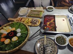 -尚尚仙·酸汤猪手·猪肚鸡火锅(华联万柳购物中心店)