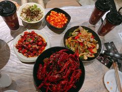 -巴厘龙虾·榜首油焖大虾(音乐学院·沿江酒馆店)