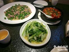 -万重锦·人文川菜馆(骡马市店)