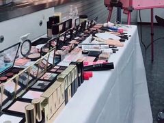 -ME觅妆·定制美妆·彩妆私教(菱角湖店)