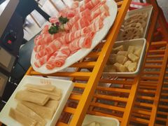 -季季红火锅(新建新城吾悦店)