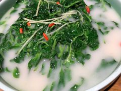 鱼汤浸枸杞叶-大鸽饭(岗顶店)