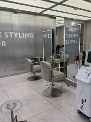 -PE SALON