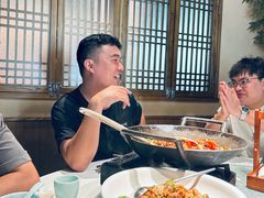 -沅江水·湖南家宴(南村万博长隆商圈店)