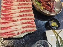 -臻牛烤肉