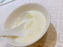 -顺峰海鲜酒楼(省府店)