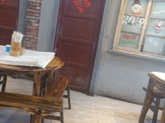 -邻家小馆(银都店)