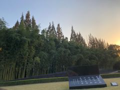 -上海市龙华烈士陵园