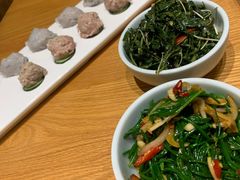 -额尔敦传统涮.冰煮羊火锅(乌兰察布体育场店)