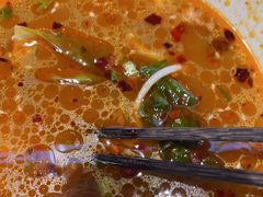 -百春原湖南牛肉粉(百联世纪店)