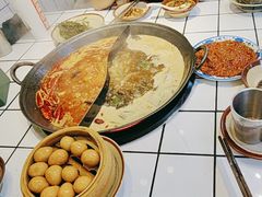 -巴卤社老火锅(财富店)