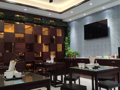 -鸿兴面馆馄饨小笼(稻香店)