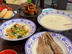 -古都历食南京菜·烤鸭·鸭血粉丝·汤包(南京博物院店)