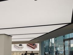 -华为授权体验店(中山公园来福士)