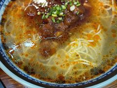 -九斤黄三黄鸡专卖店