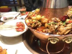 -老佛爷炭火蛙锅直营(清滨路总店)