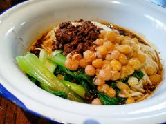 -东三里屯豌杂面