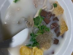 -大脸鸭记鸭血粉丝·小锅米线(水游城店)