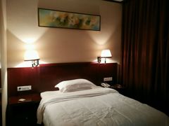 android_upload_pic-湛江远扬YOUNG咖啡主题酒店(赤坎老街店)