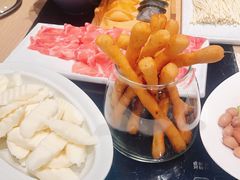 茴香小油条-不老仙金汤虾丸火锅