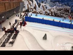 -长沙湘江冰雪世界