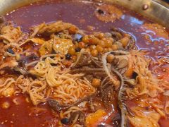 -张翻越·川渝冒菜·武汉黑鸭煲(城北万象城店)