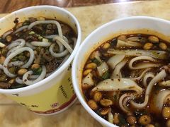 -覃肥叔桂林米粉(粮道街店)