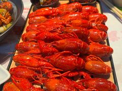-肥肥虾庄·金牌油焖大虾(汉街SKP店)