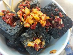 -黑色经典臭豆腐·湖南特产(步行街店)