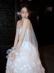 -Color卡诺婚纱礼服馆(南京严选店)