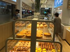 面包甜点陈列柜-好利来(东直门银座店)